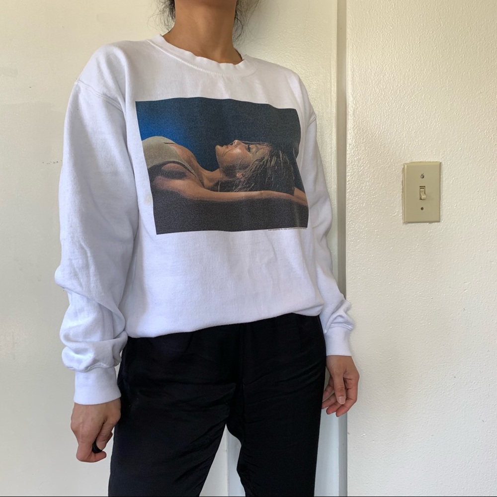 RARE Arianna Grande Dangerous Women Tour sweatshirt Small
